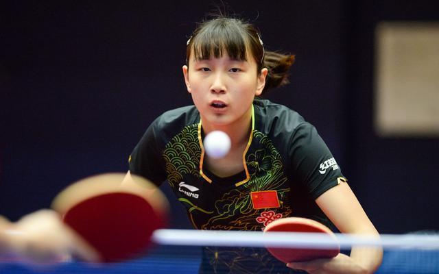 领导下的球 领导下的球