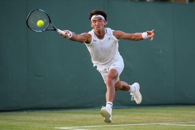 比如效力于 比如效力于