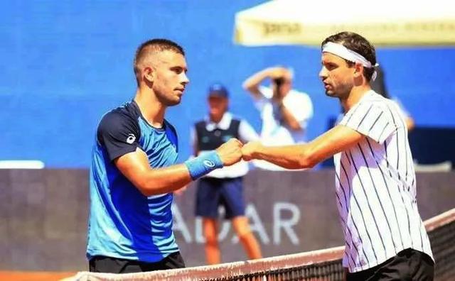 亏损扩大到 亏损扩大到