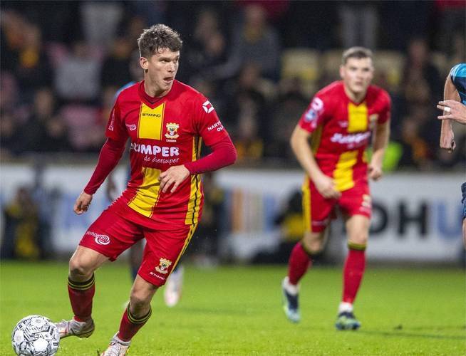 迫使对手更 迫使对手更